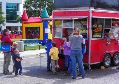 10247505_383392658466944_2942585794420906583_n